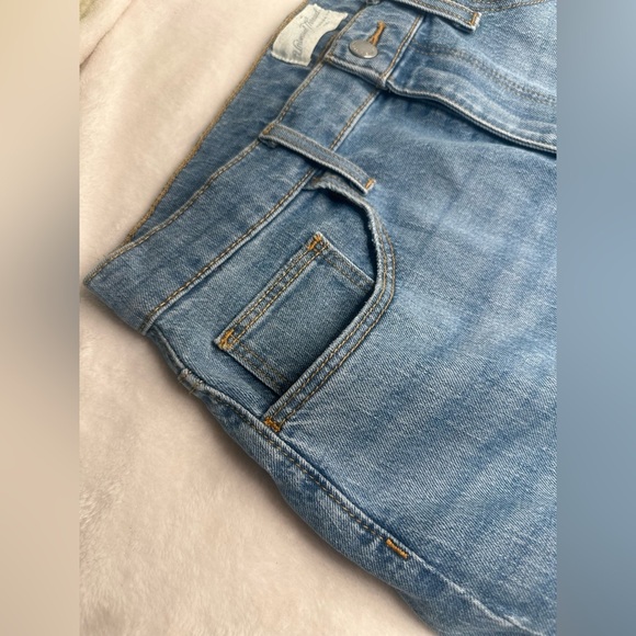 Size 6 Womens High-Rise Denim Midi Skirt Medium Wash Distressed Universal Thread - Picture 6 of 12